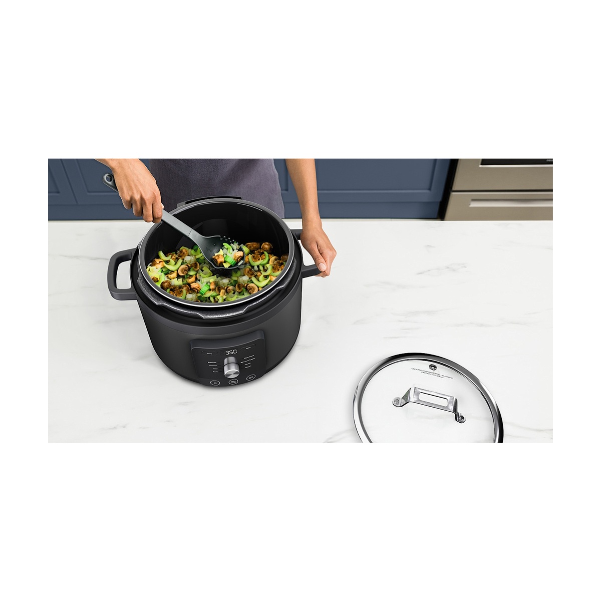 Ninja HyperHeat PC201EU – Autocuiseur électrique 9-en-1, cuve 6 L, cuisson sous pression — vue 5